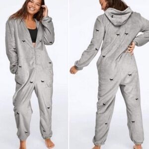 Victoria’s Secret PINK Teddy Bear Hooded Onsie in Grey